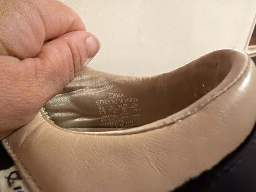 KLX Kevin Levangie Exclusives Leather Slip-On Sneakers - Picture 6 of 7